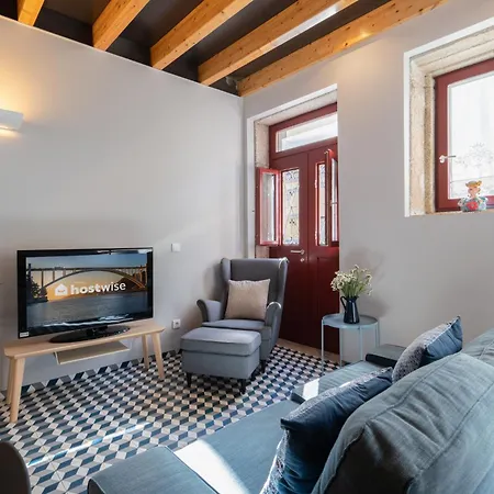 Host Wise - Stylish Luxurious House - River View 度假居 *