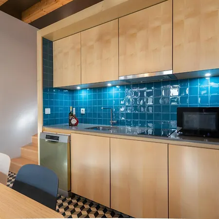 Host Wise - Stylish Luxurious House - River View 빌라노바데가이아