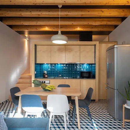 Host Wise - Stylish Luxurious House - River View Dom wakacyjny